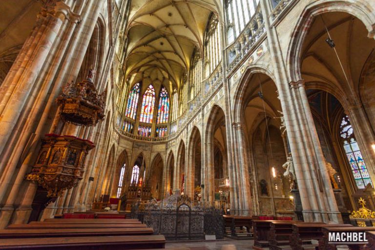 Catedral De San Vito En Lo Alto De Praga Machbel