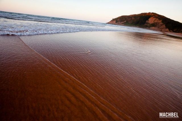 Playa de Rodiles en Villaviciosa, Asturias, España