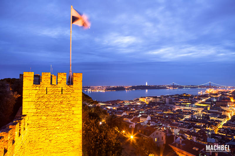 Castillo de San Jorge y Lisboa