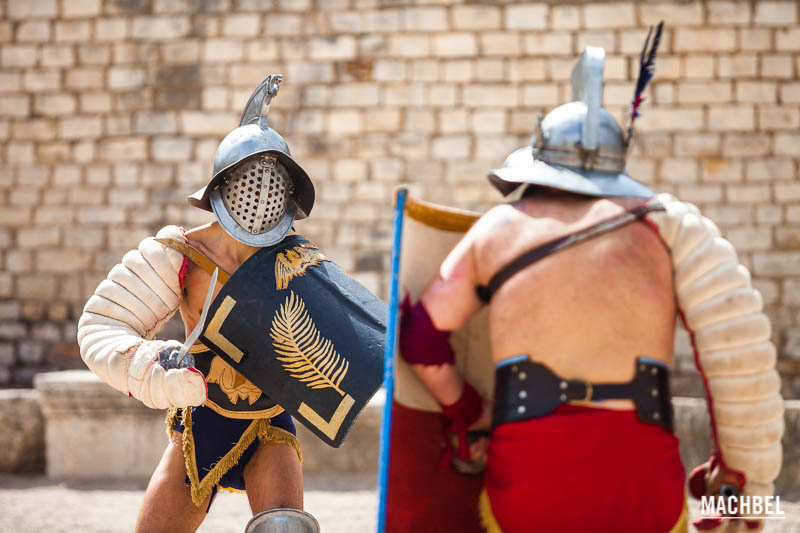 Recreación de la lucha entre gladiadores de Tarraco Viva 2013. Tarragona, Cataluña, España