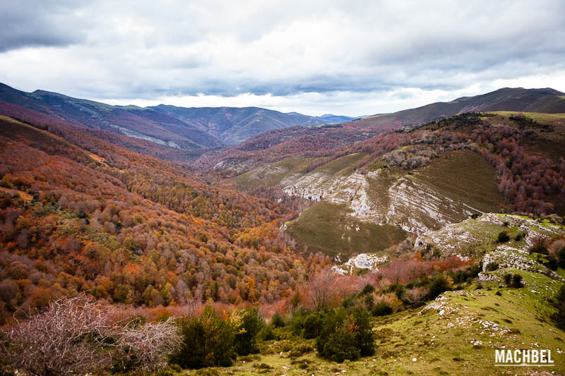 Parque Natural Saja Besaya en Cantabria España- by machbel