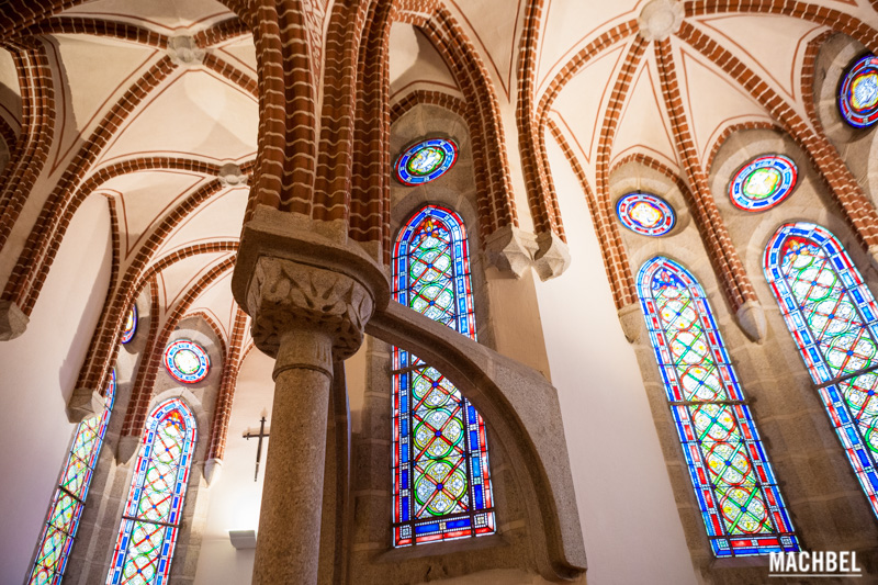 Palacio Episcopal de Astorga construido por Gaudí Castilla y León by machbel