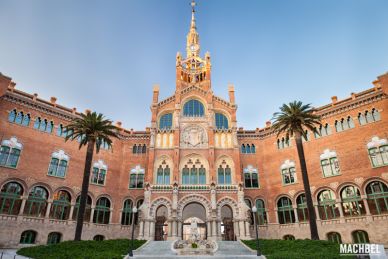 Visita al Hospital de Sant Pau, modernismo en Barcelona Cataluña España by machbel