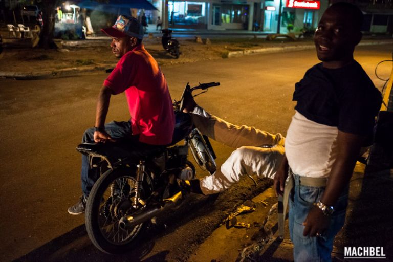 Motoconchos, las moto taxi más rápidas de la República Dominicana - machbel