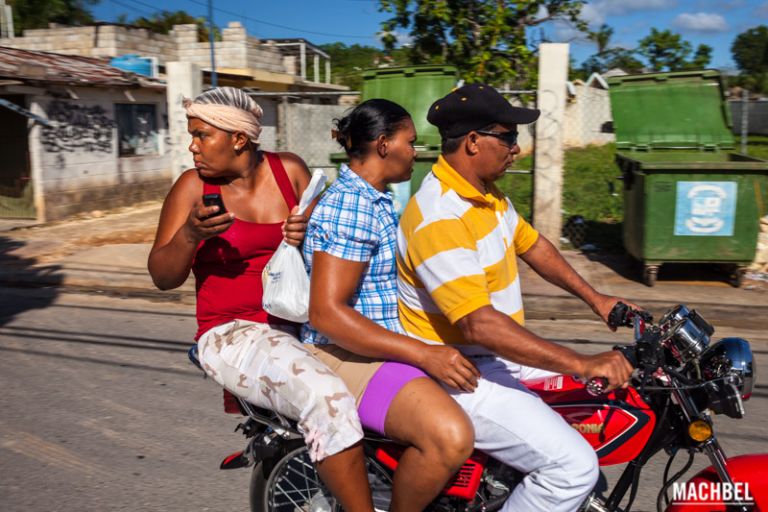 Motoconchos, las moto taxi más rápidas de la República Dominicana - machbel