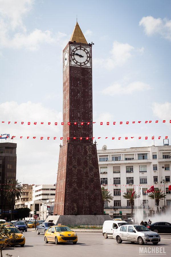 Torre del reloj en Túnez