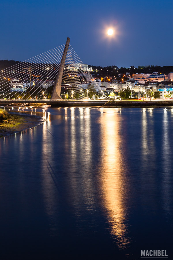 La luna y el puente de los Tirantes