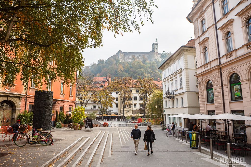 Pequeñas plazas del centro de Liubliana