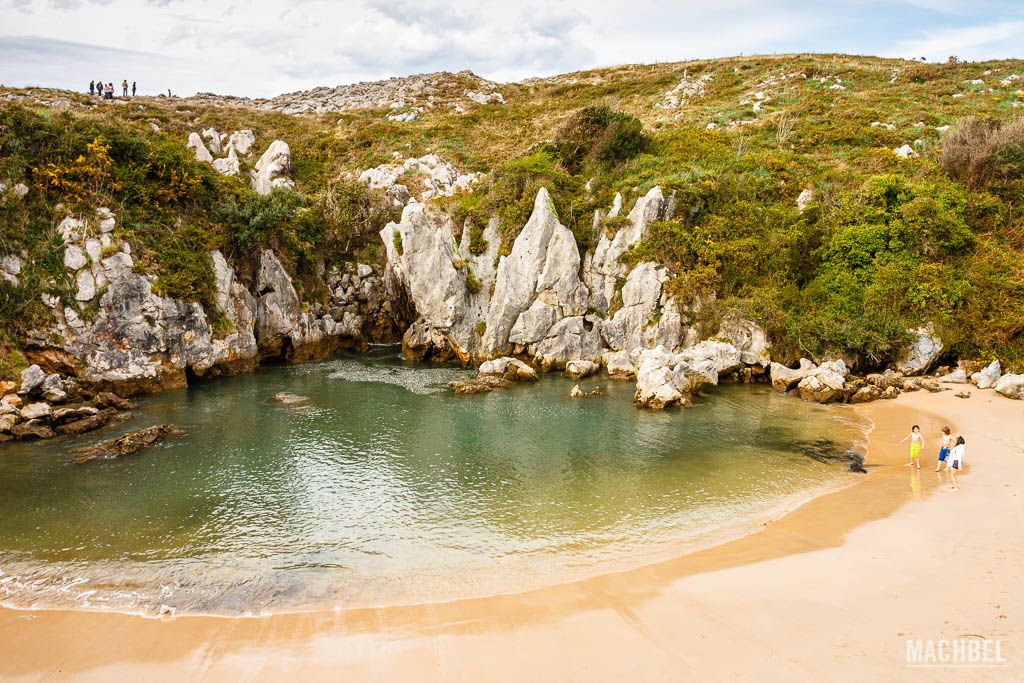 Playa de Gulpiyuri