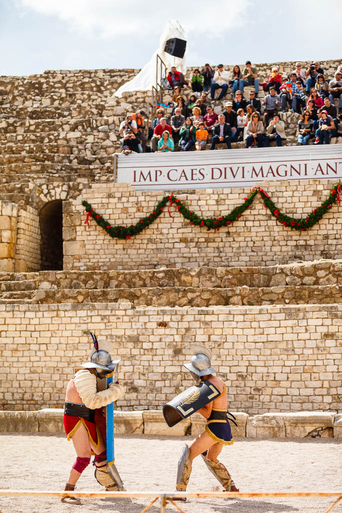 Lucha de gladiadores en el anfiteatro