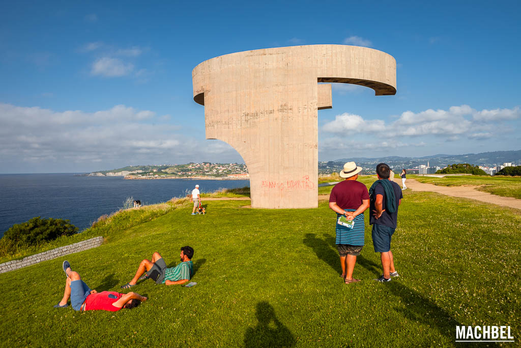Elogio del Horizonte el monumento que ver en Gijón