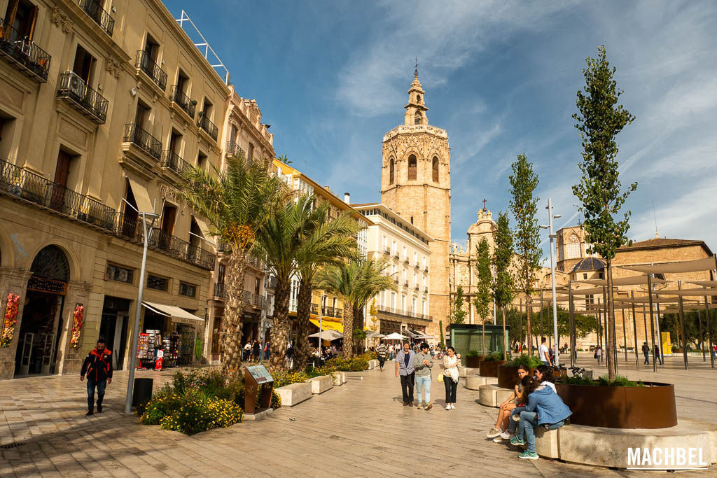 La plaza de la catedral de Valencia