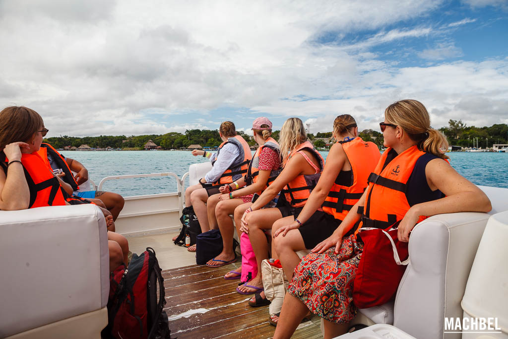 Visitando la laguna de Bacalar con total seguridad