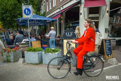 Una escena cotidiana en Ámsterdam